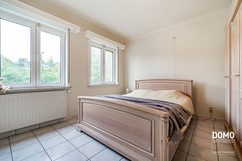 UITZONDERLIJK PERCEEL VAN 2 HA 50 A MET RUIME WONING EN TAL VAN MOGELIJKHEDEN 
