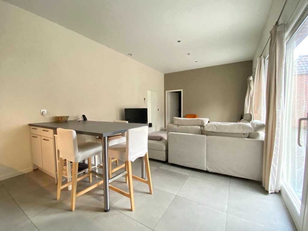 Magnifique appartement avec grande terrasse en bord de Quai ! 