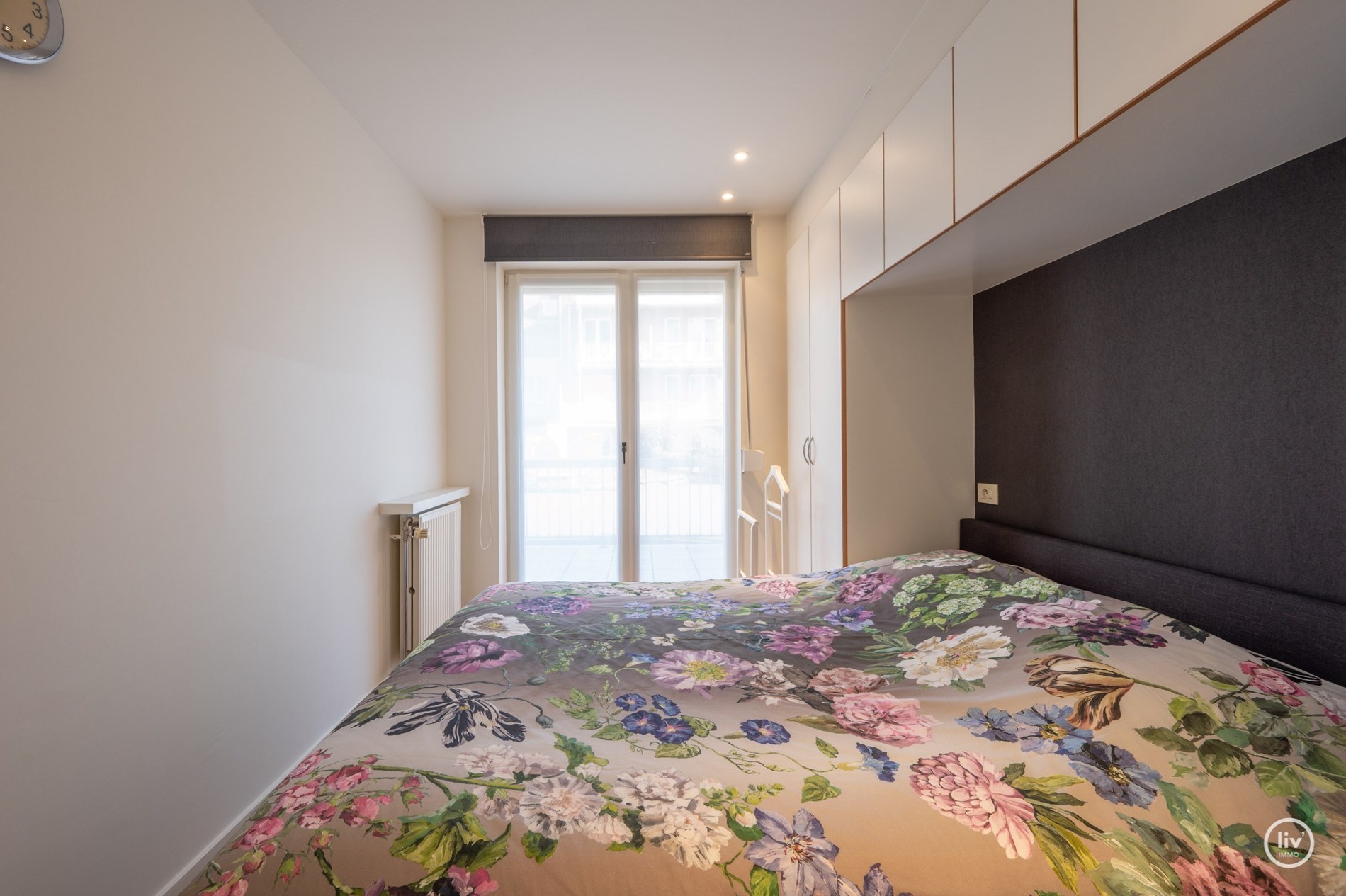 Aangenaam appartement met groot zonneterras gelegen in een rustige zijstraat van de Dumortierlaan. 