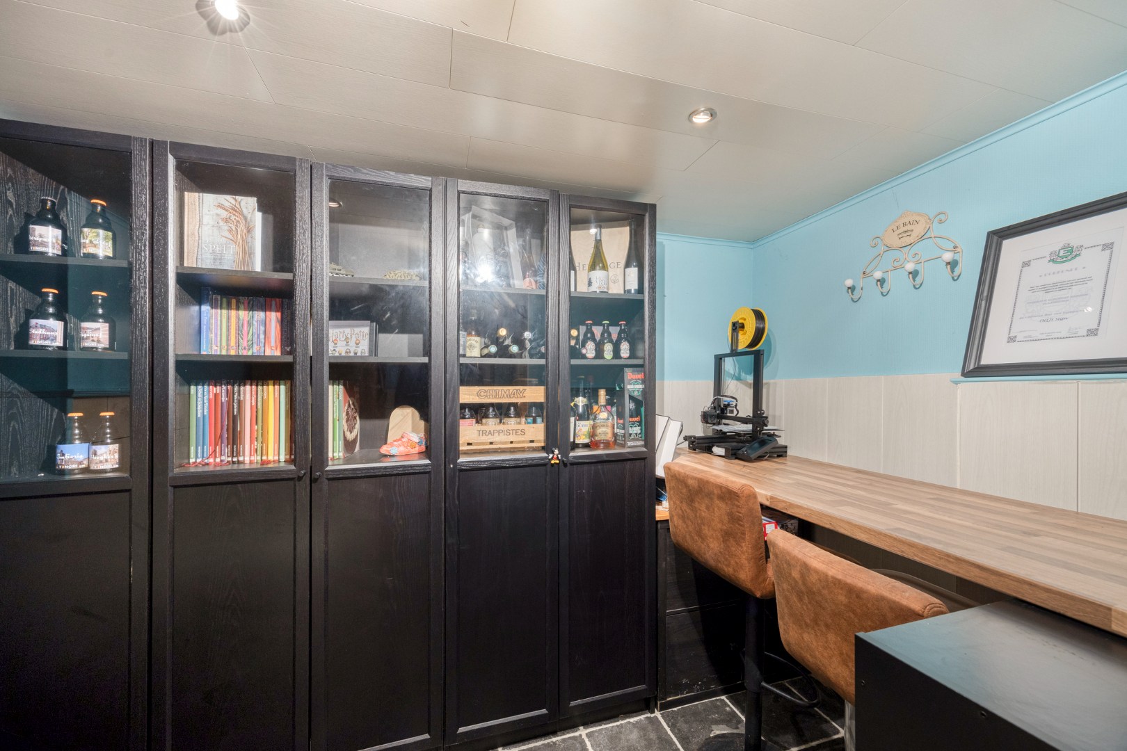 ingerichte kelderruimte