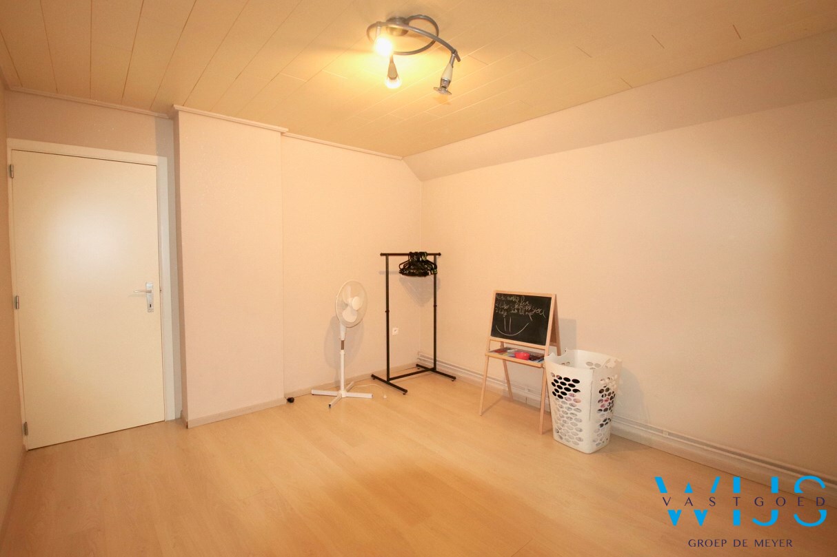 Tof woonhuis met 3 slaapkamers en tuin te Boekhoute ! 