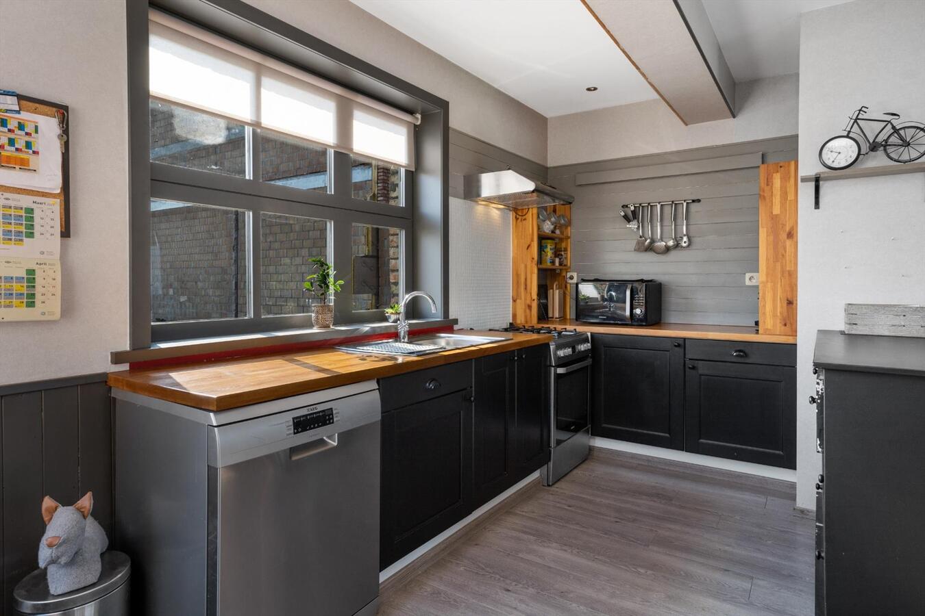 Recent gerenoveerde woning op 668m² 