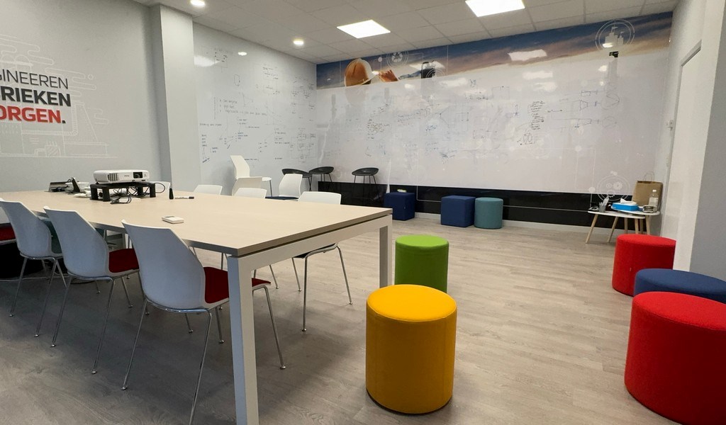 Kantoren te huur aan klaverblad in Gent