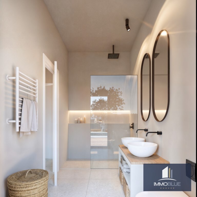 Nieuwbouw luxe villa te koop op de zonnige zuidflank van de Montgó. 