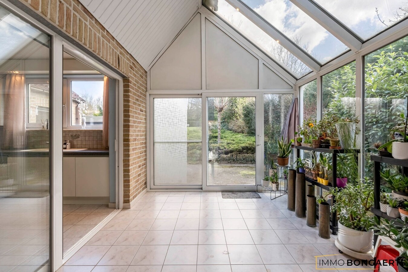 Ruime, rustig gelegen woning met drie slaapkamers 