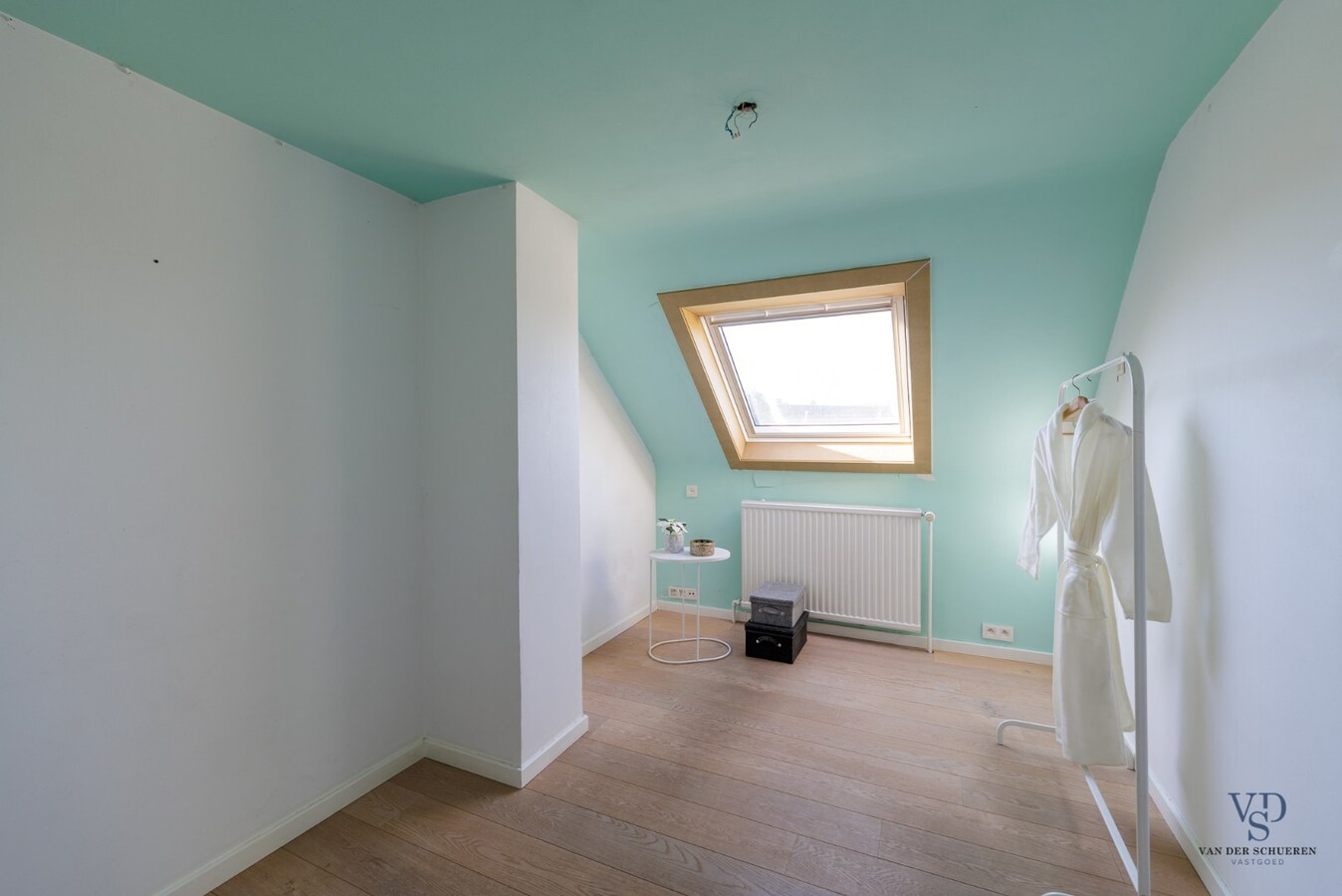 Tijdloze villa met zicht op groen. 