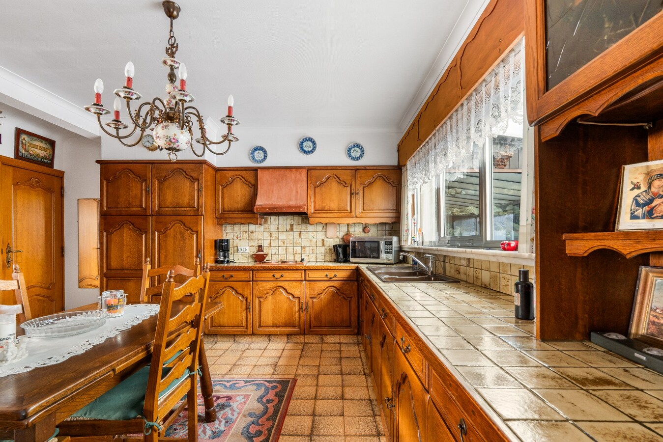 Statige woning in een rustige straat te Aalter! 