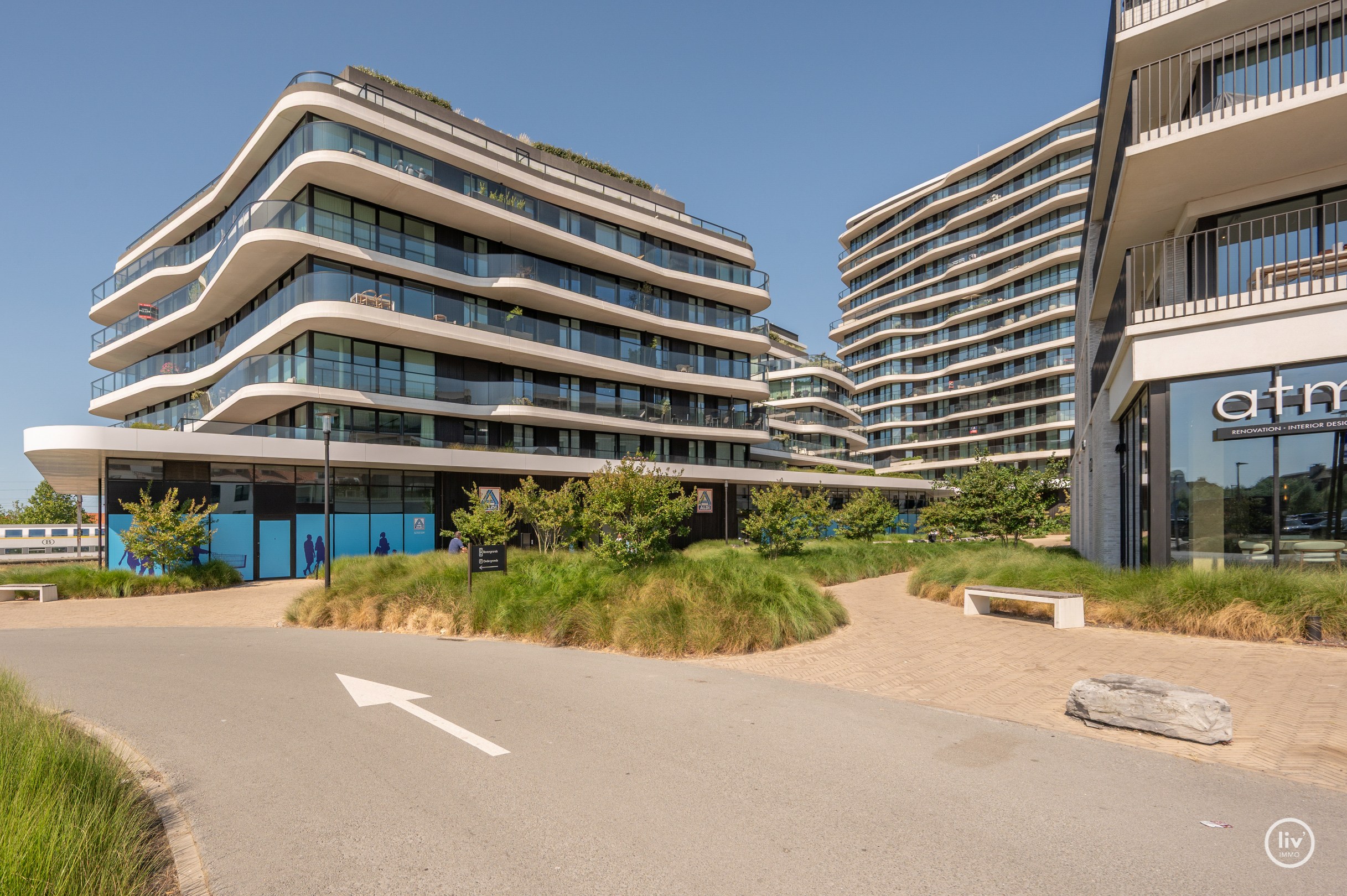 Lichtrijk appartement met groot terras te Res. Lake Garden - Duinenwater 