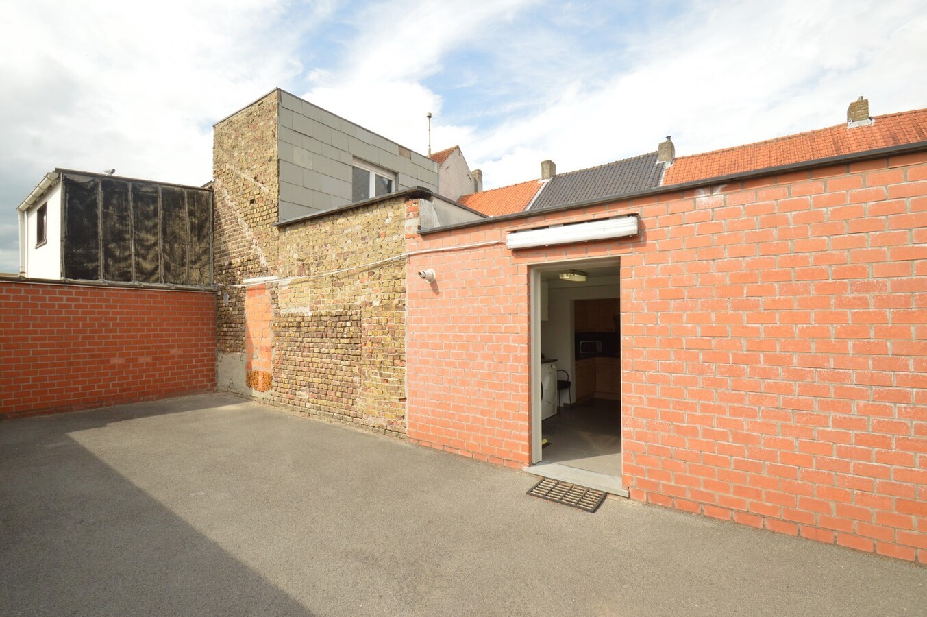 Knappe gezinswoning met dubbele garage - Heist 