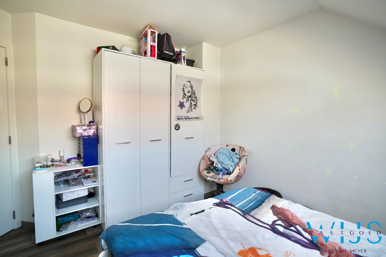 Instapklaar 3 slaapkamerappartement in hartje ASSENEDE! 