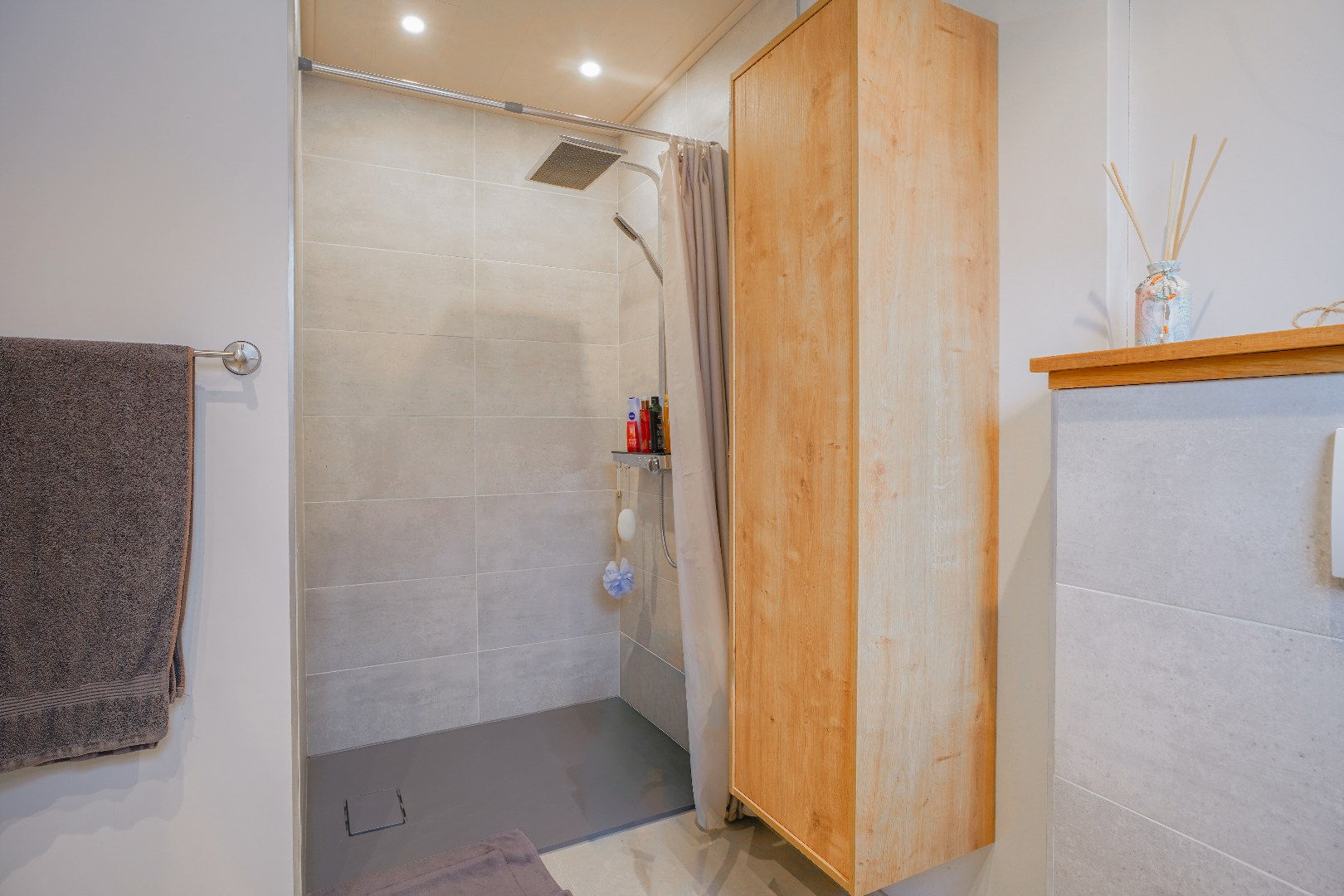 Halfopen bebouwing met 3 slaapkamers, garage en tuin in Sint-Idesbald 