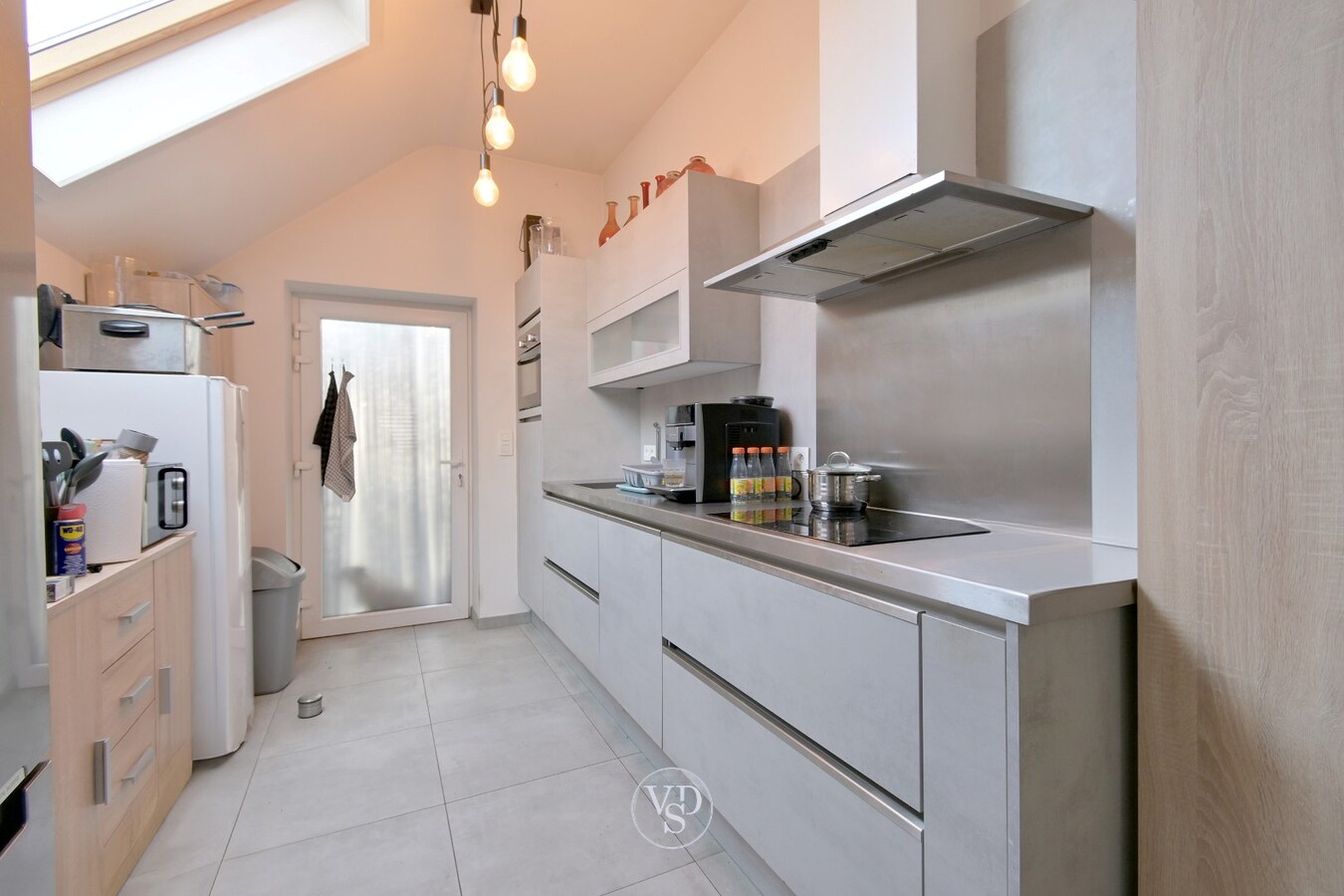 Gerenoveerde rijwoning, nabij centrum Oudenaarde 