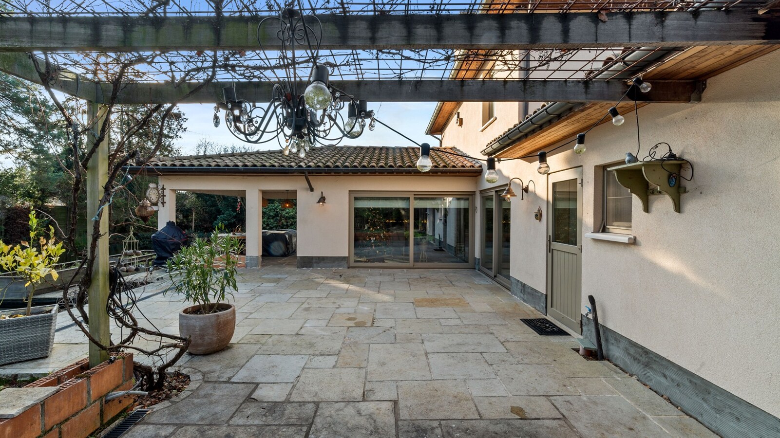 HAACHT -  unieke villa op +32 are 