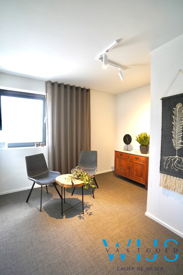 Zeer tof kantoor van 130m² te Assenede ! 