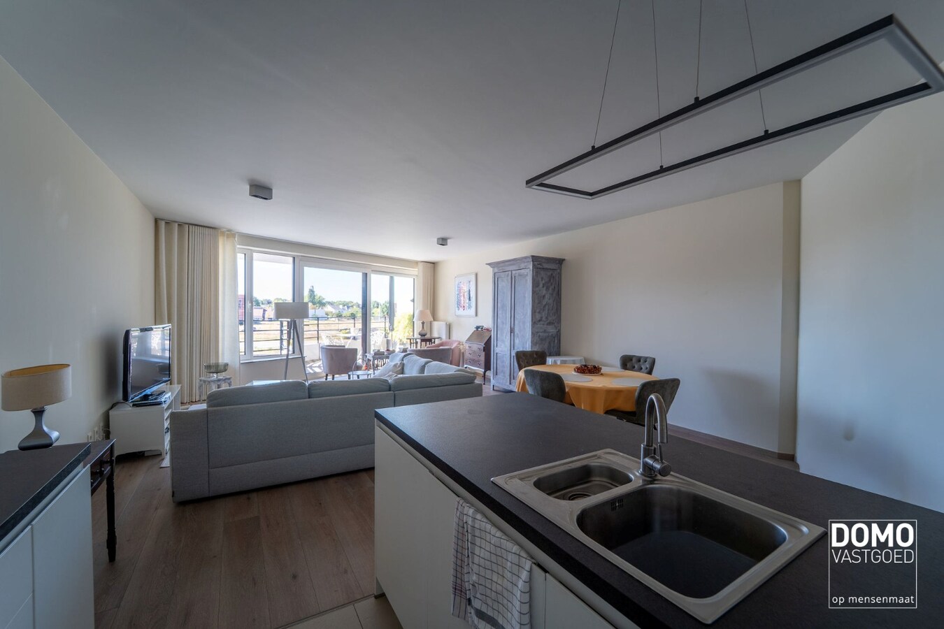 Wonen met zicht op het water – een oase van rust vlak bij het bruisende centrum van Hasselt. 