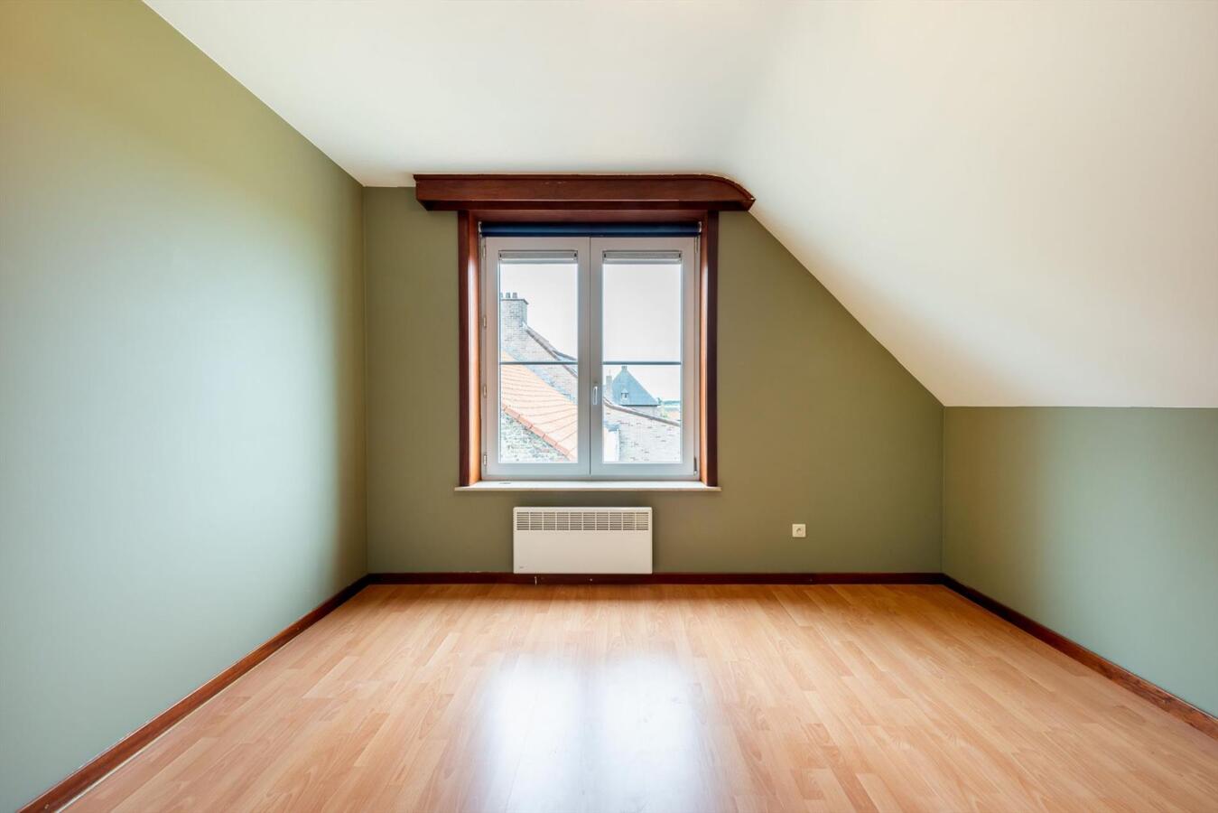 Ruim zonnig duplexappartement met 3 slaapkamers en panoramische vergezichten 