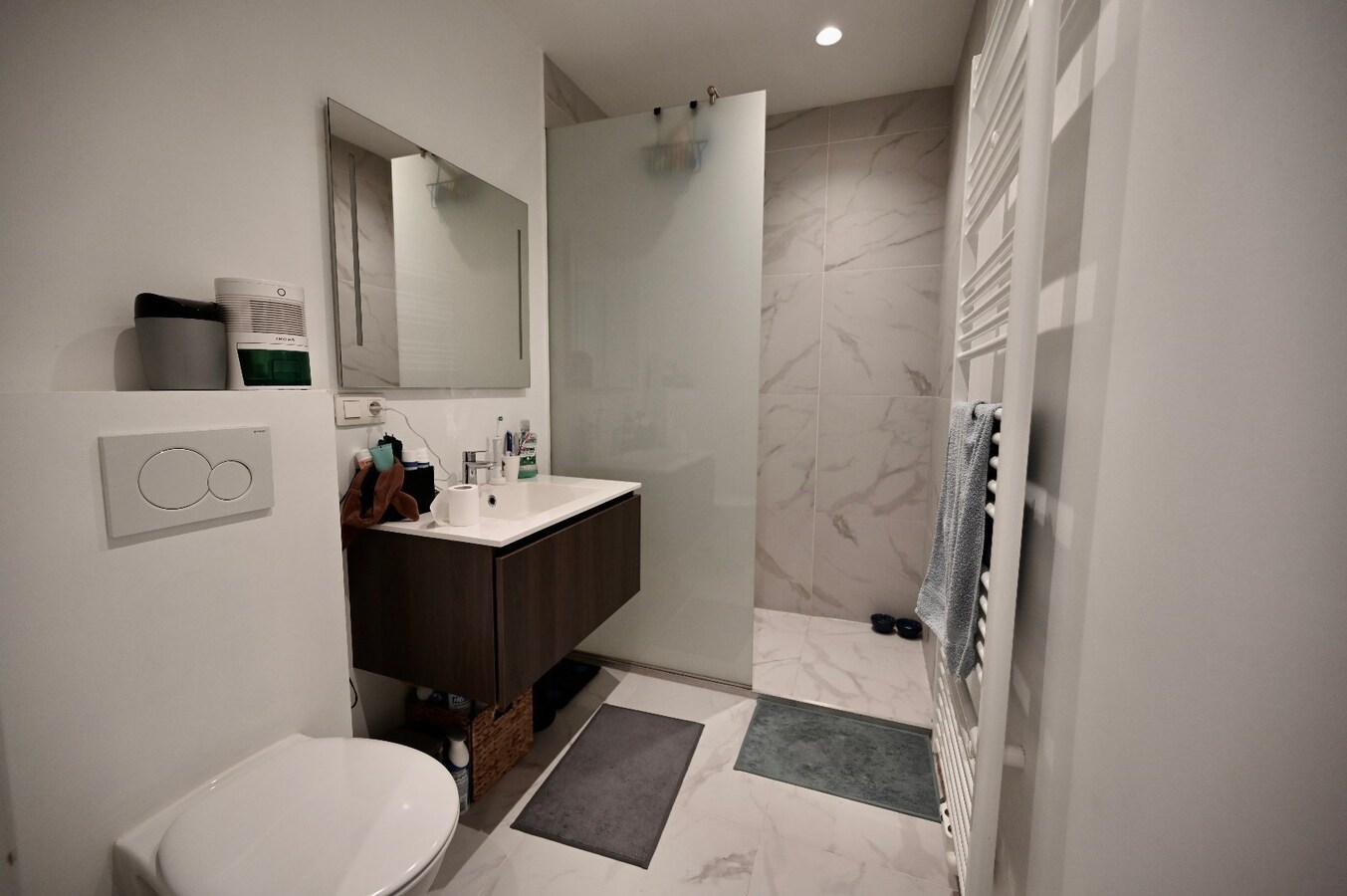 LICHTRIJK DAKAPPARTEMENT IN HARTJE OOSTENDE 