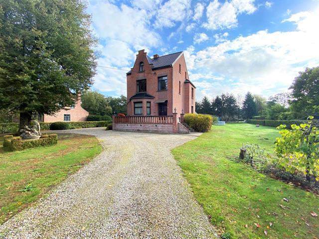 Verkocht herenhuis - Geel