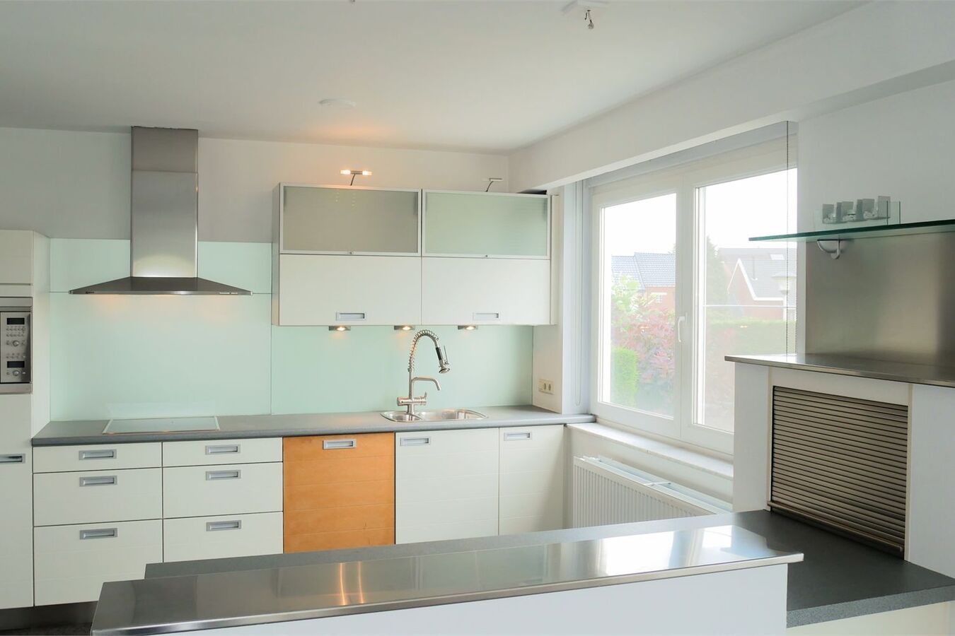 Moderne villa met bijzondere lichtinval 