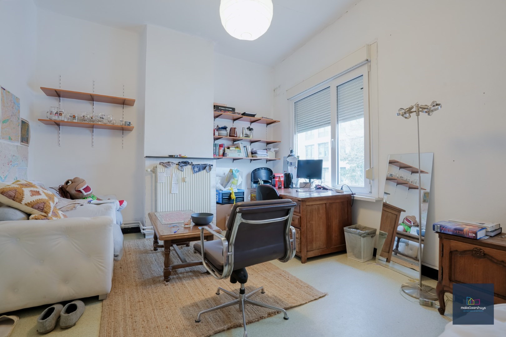 Gunstig gelegen opbrengsteigendom nabij de Coupure 