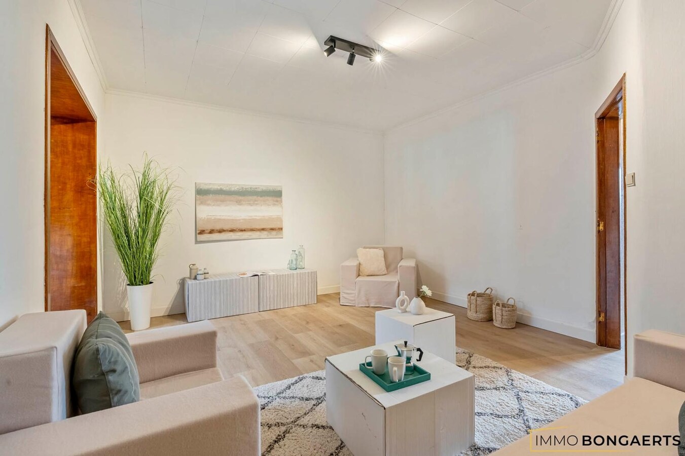 Instapklare gezinswoning met 3 slaapkamers, tuin en garage te Genk 