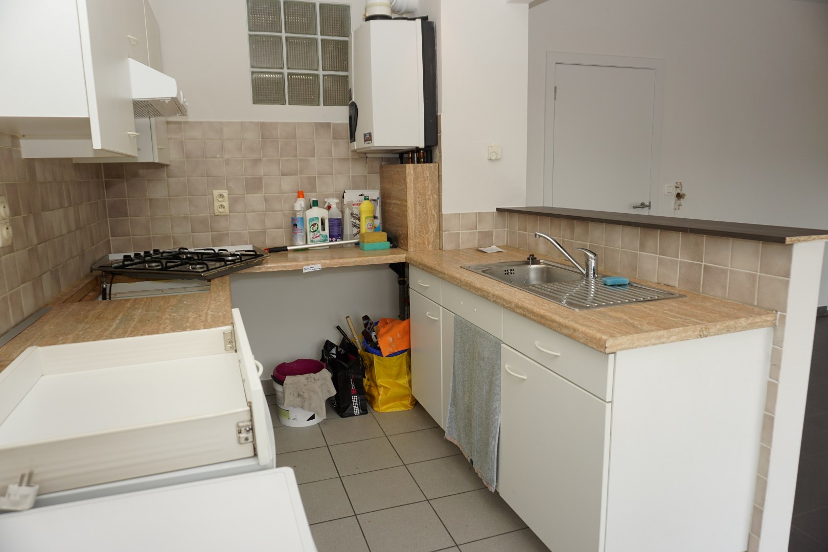 ONGEMEUBELD 2 SLP APP. TE HUUR GELEGEN VOORHAVENLAAN 