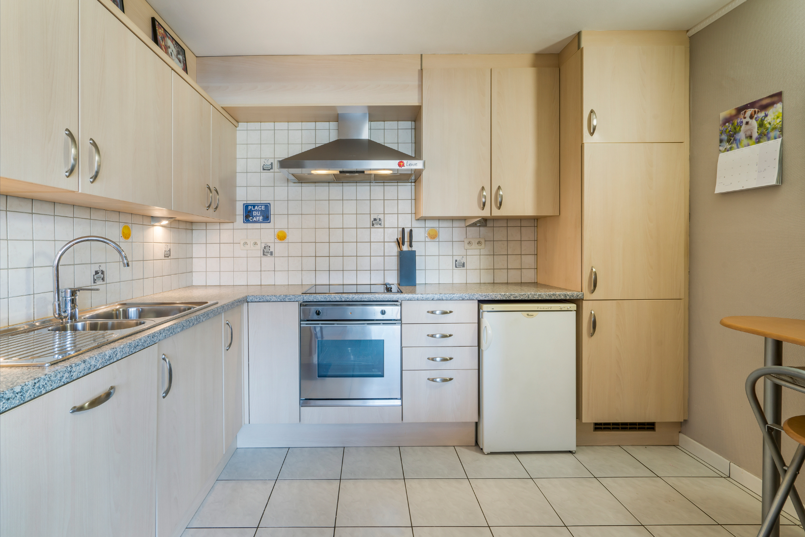 mooi onderhouden 2 slaapkamer appartement 