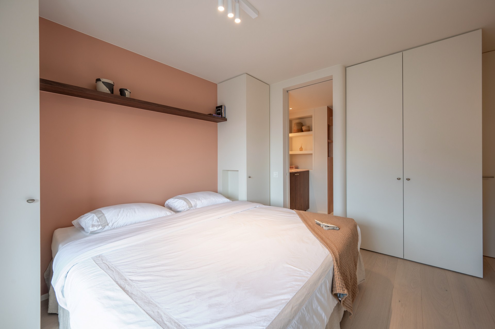 Luxueus gerenoveerd appartement op TOPlocatie in Knokke 