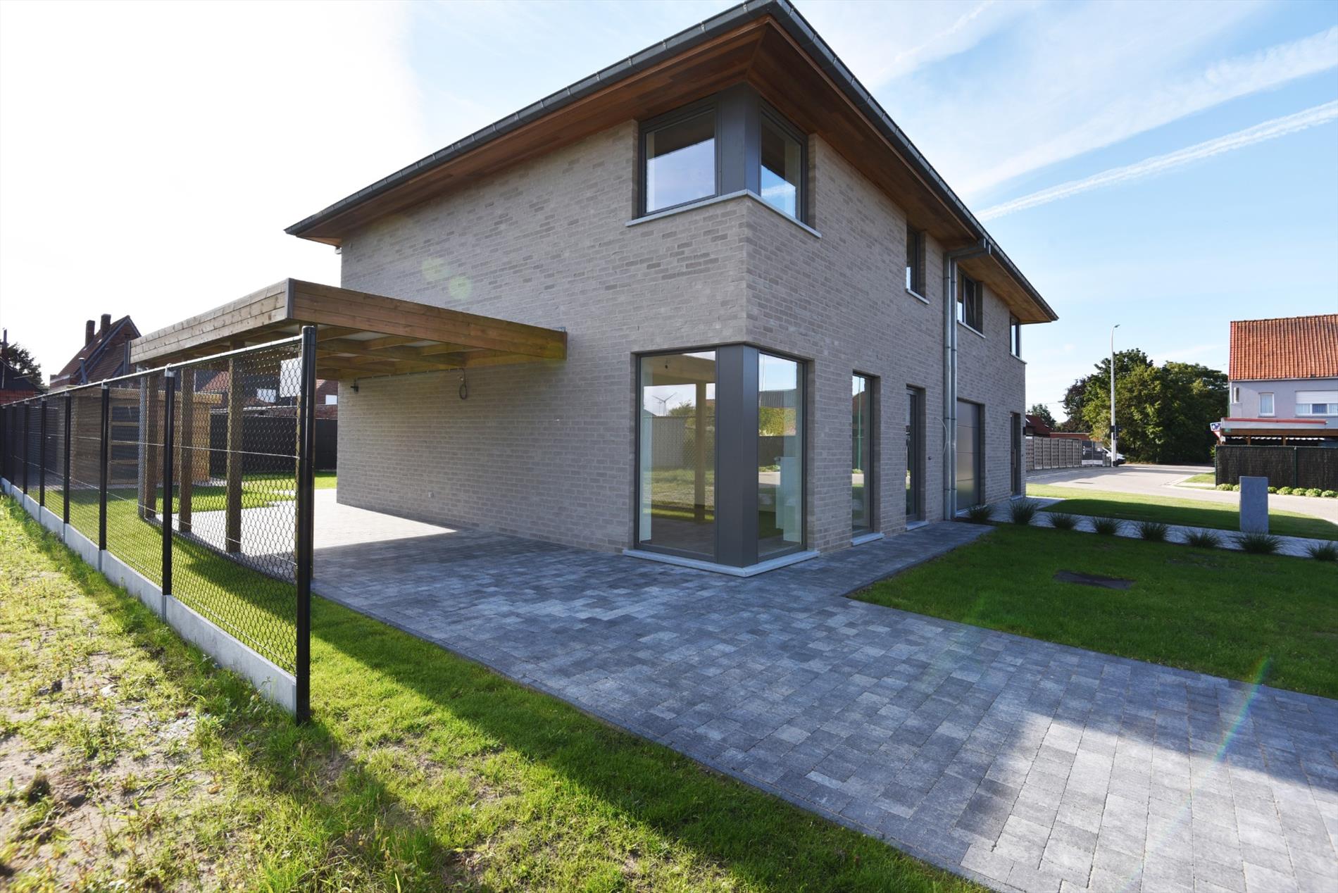 NIEUWBOUW HOB met 3 slpks en tuin te ADEGEM 