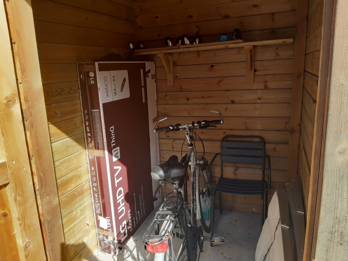 Ruim duplex 2-slp-appartement in centrum Gavere. 