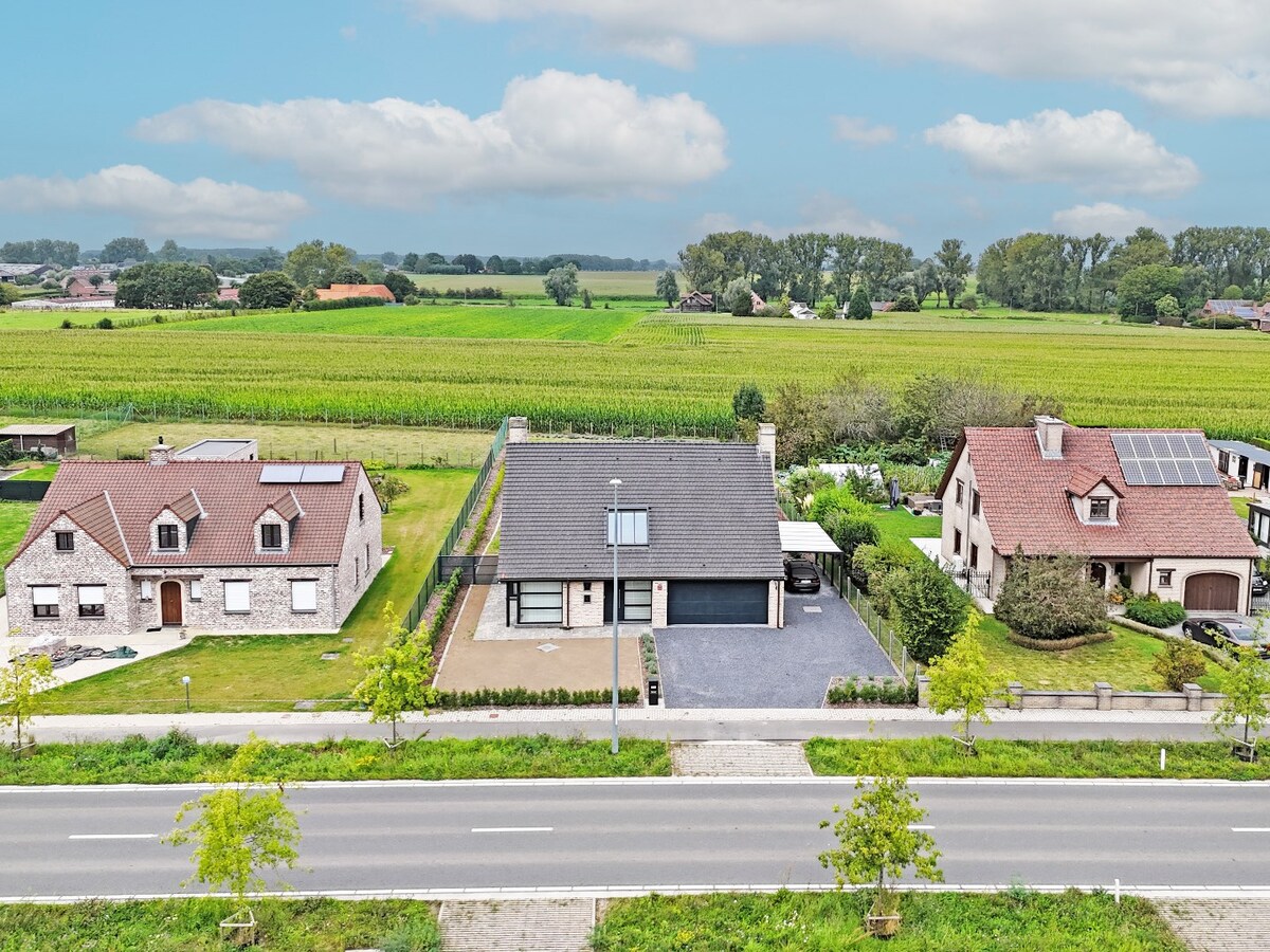 Luxueuze open bebouwing op 14 are te Velzeke 