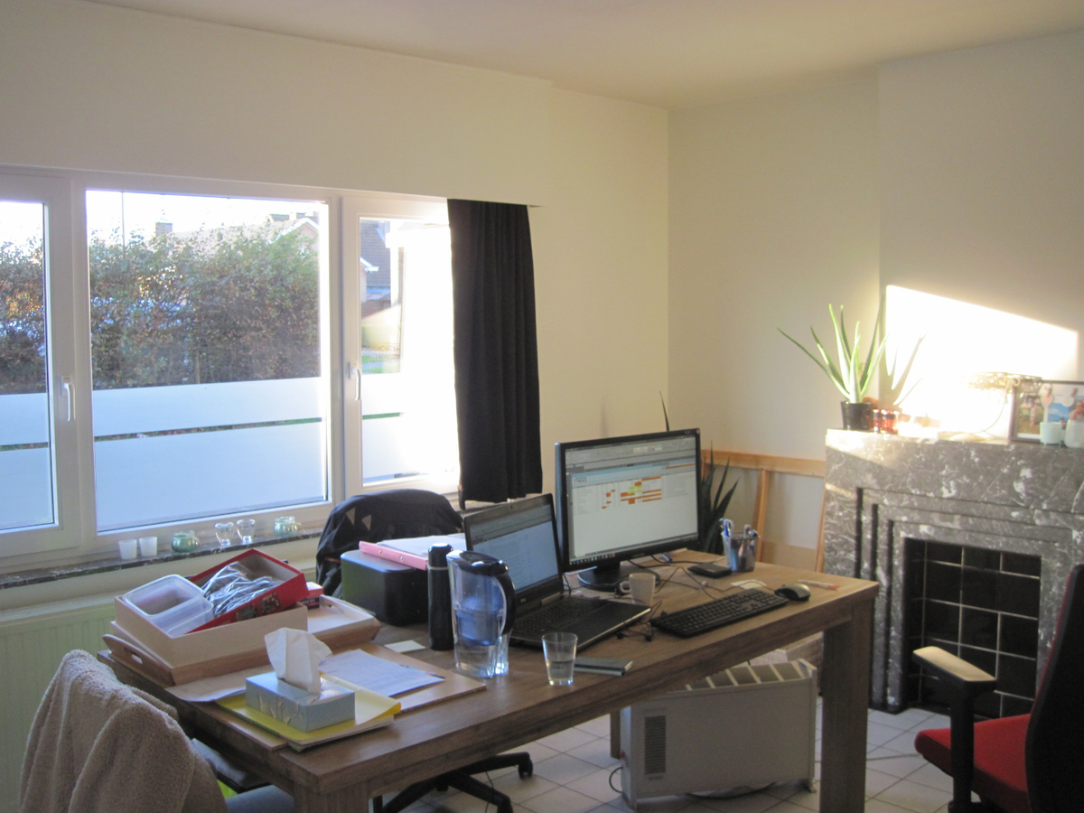 Degelijke én gezellige woning. Met tuin en met garage. 