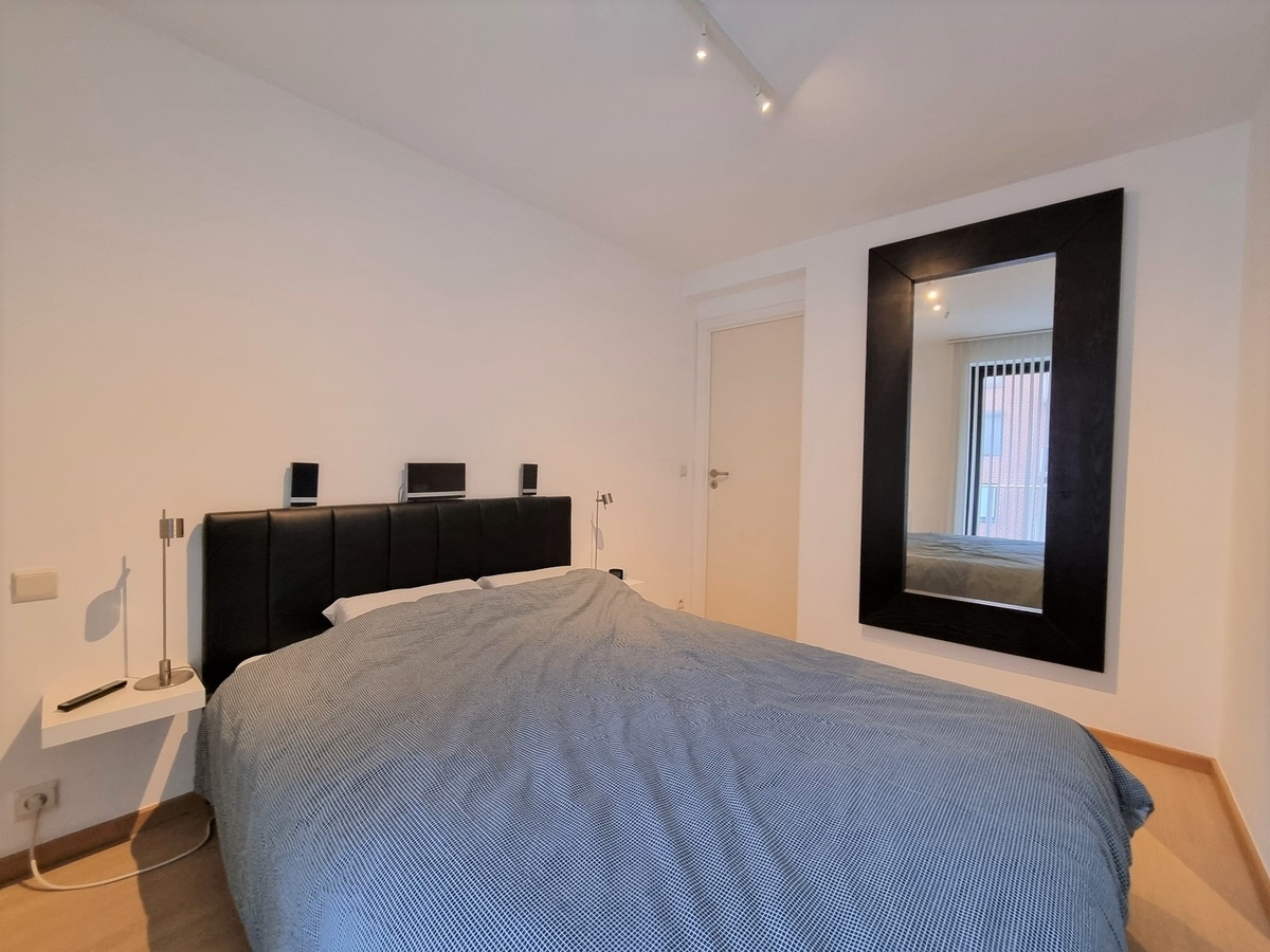 Designappartement met terras op de Zeedijk - Blankenberge 