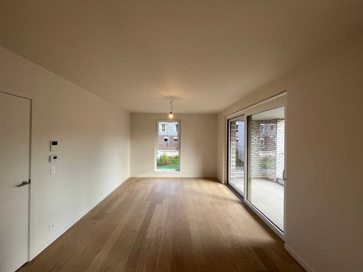 Recent appartement met zicht op het Egmontpark. 