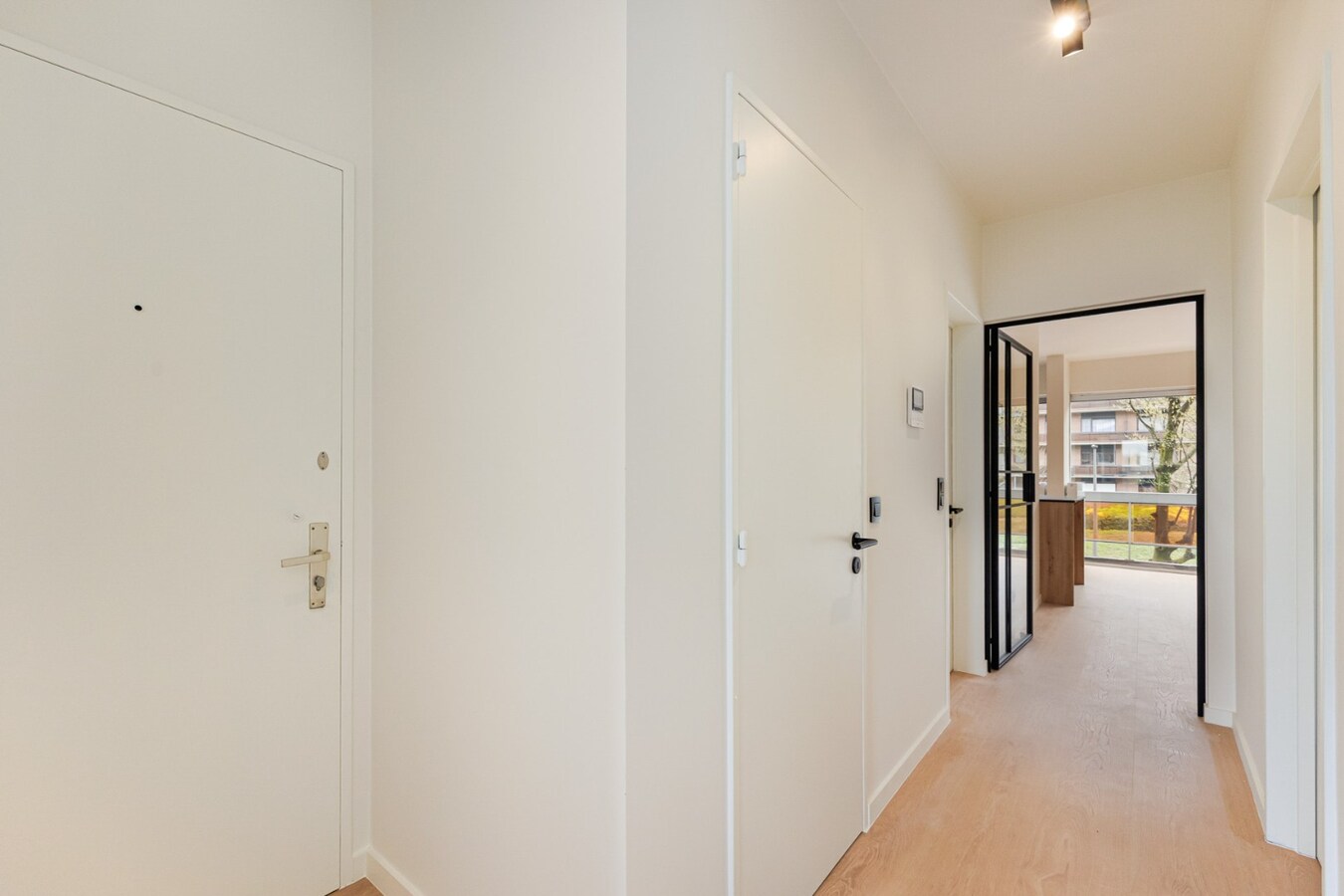 Gerenoveerd appt. met 2 slpk nabij het Runcvoortpark! 