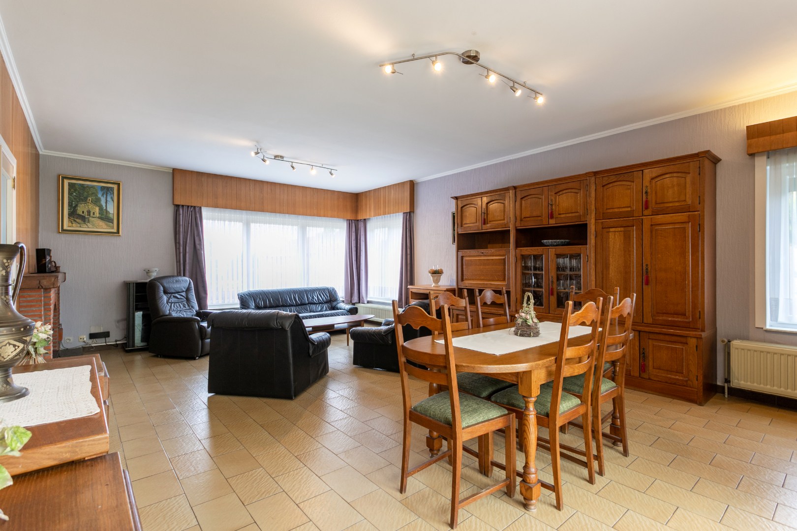 Goed gelegen 3-gevelwoning met 4 slpk 