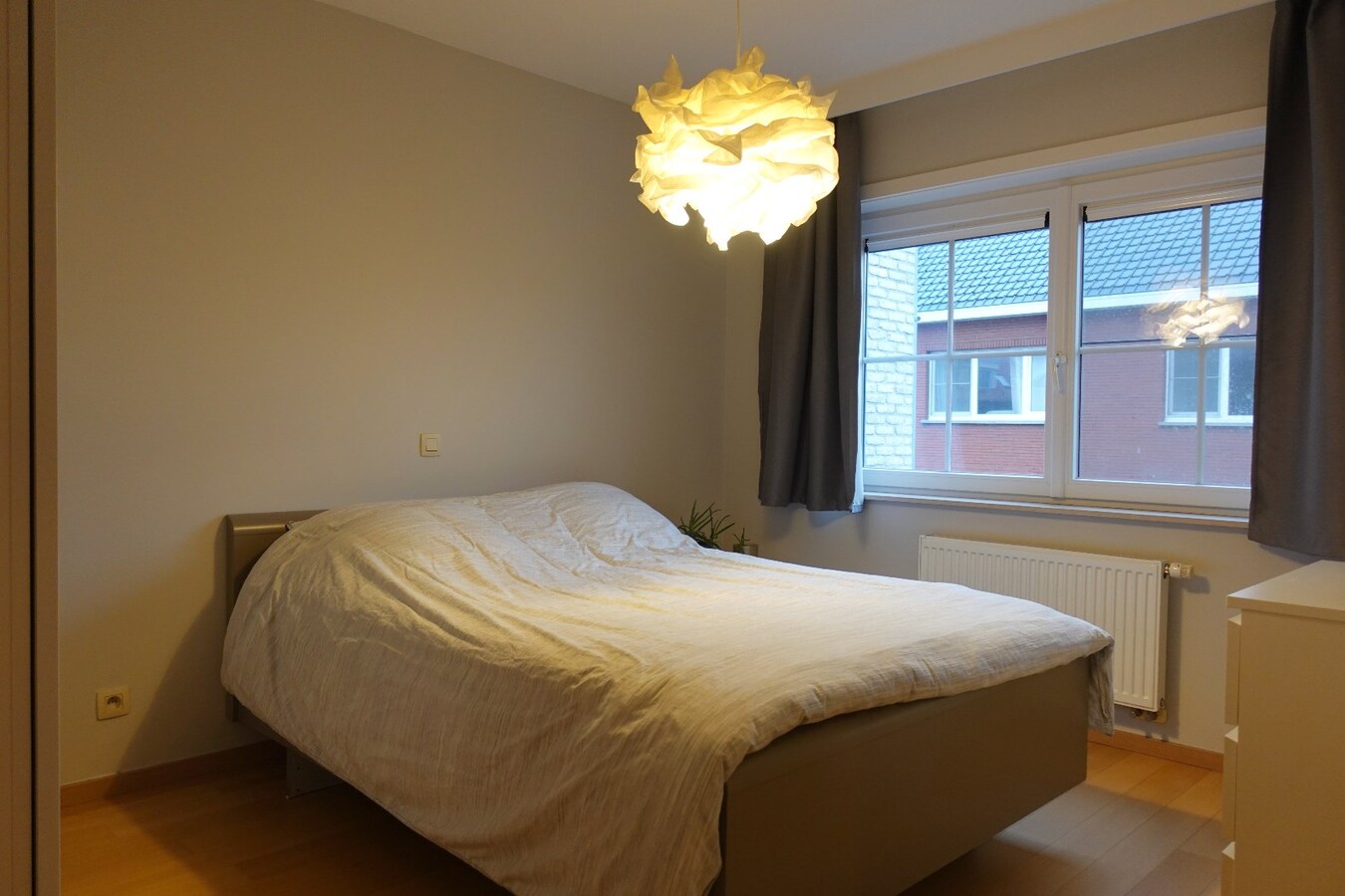 Verrassend ruime woning met 4 slaapkamers en garage 