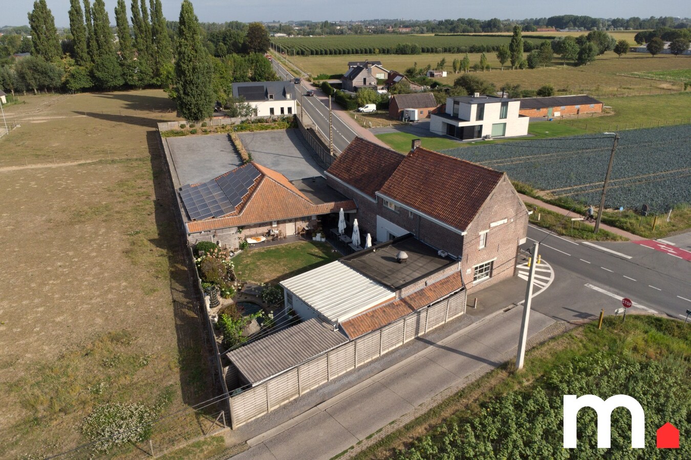 Authentiek commercieel pand met woonst in Gottem te koop ! 