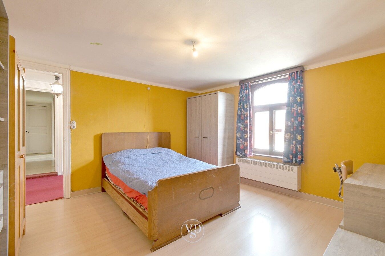 Ruime woning met opslagruimte 
