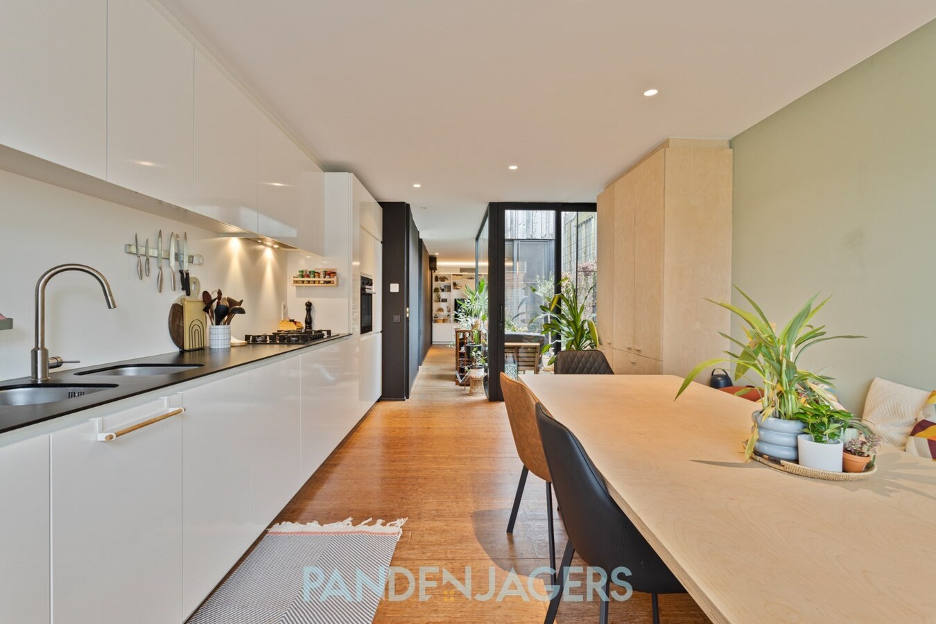 Architecturale rijwoning te Duffel-West 