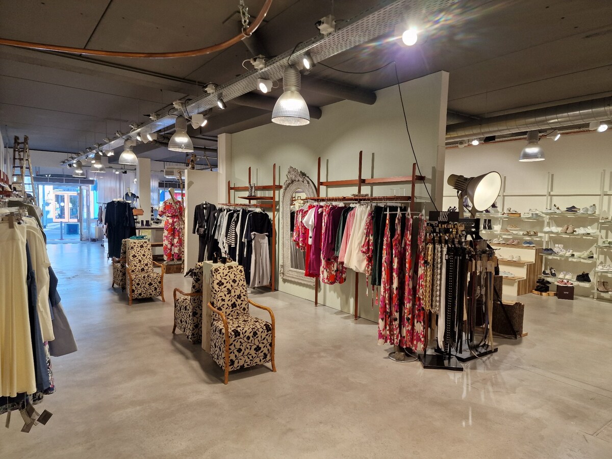 Beleggingsobject in verhuurde staat – winkel-/horecaruimte in centrum Bladel 