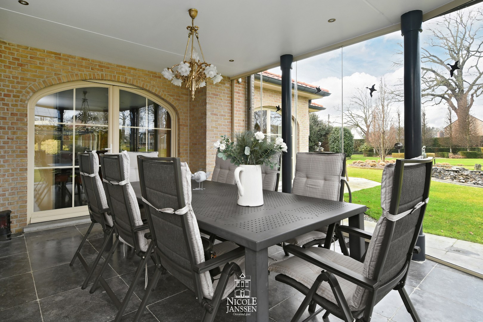 Bereikbaar vanuit de leefruimtes 