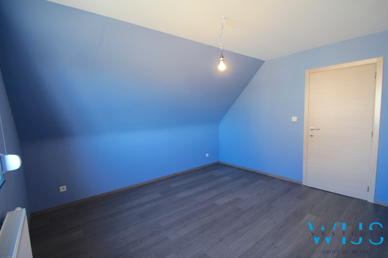 Landelijk gelegen tijdloos woonhuis te Ertvelde ! 