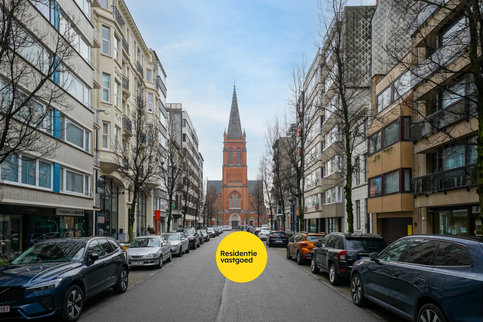 Gerenoveerd 2-slpk appartement met lift in Oostende 