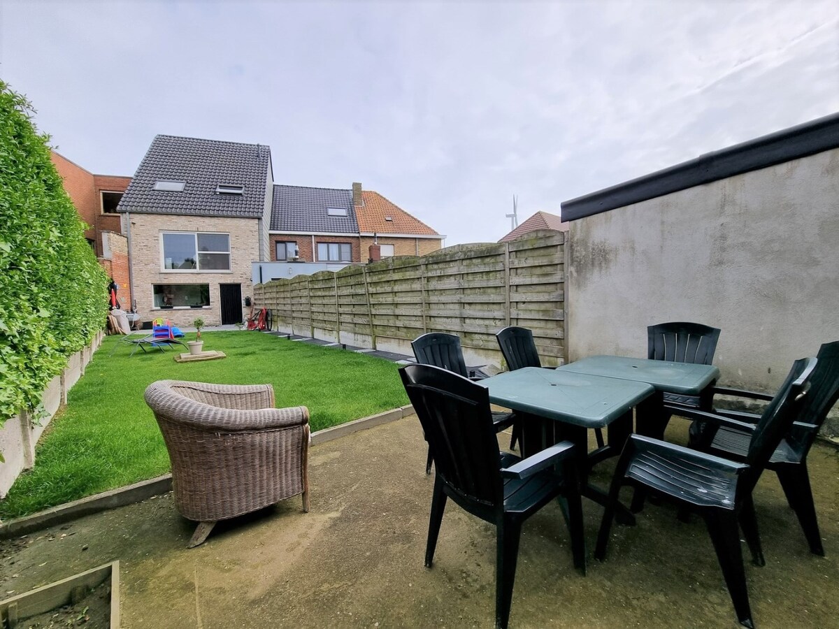 Knappe, recente gezinswoning met garage en grote tuin - Zeebrugge 