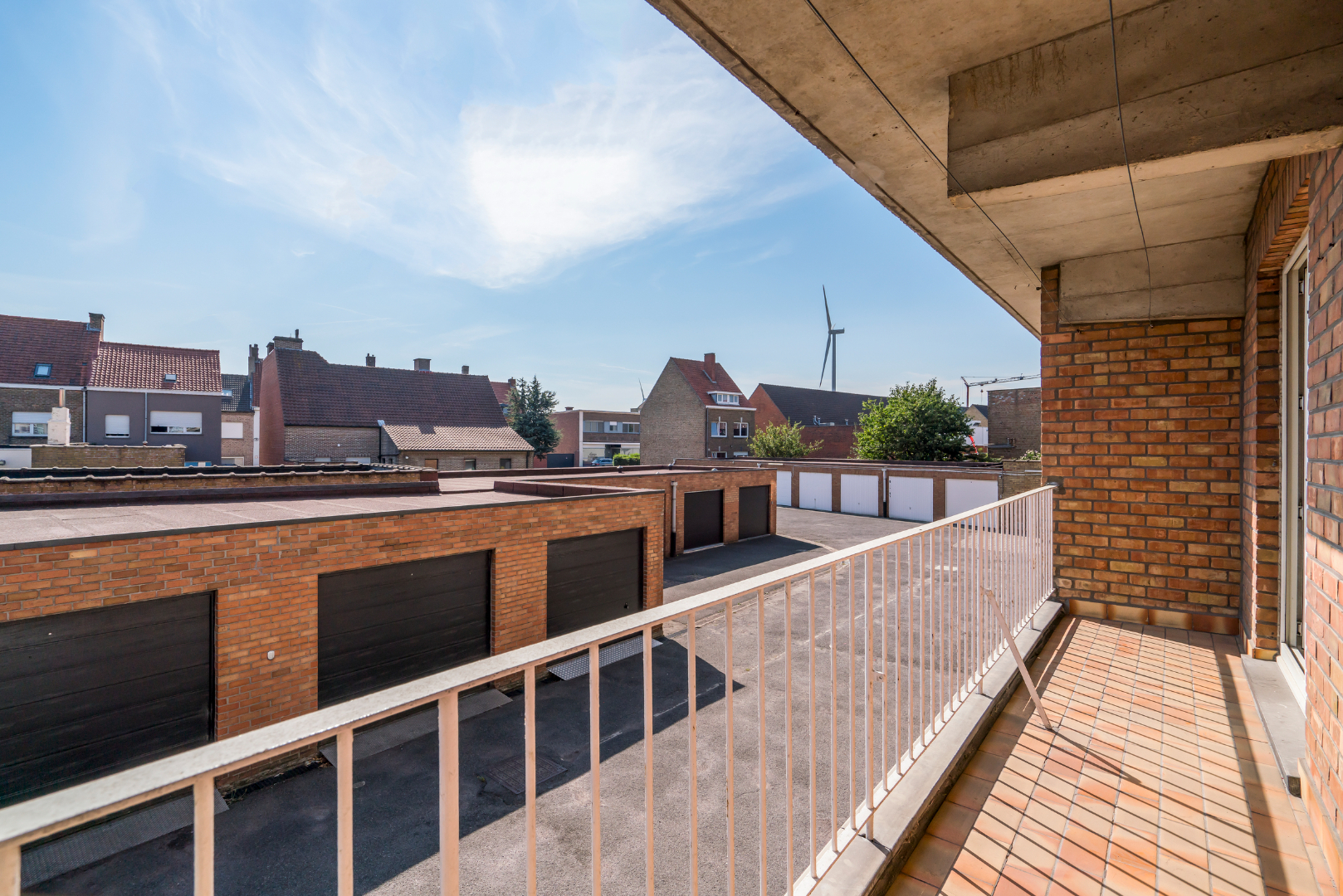 mooi onderhouden 2 slaapkamer appartement 