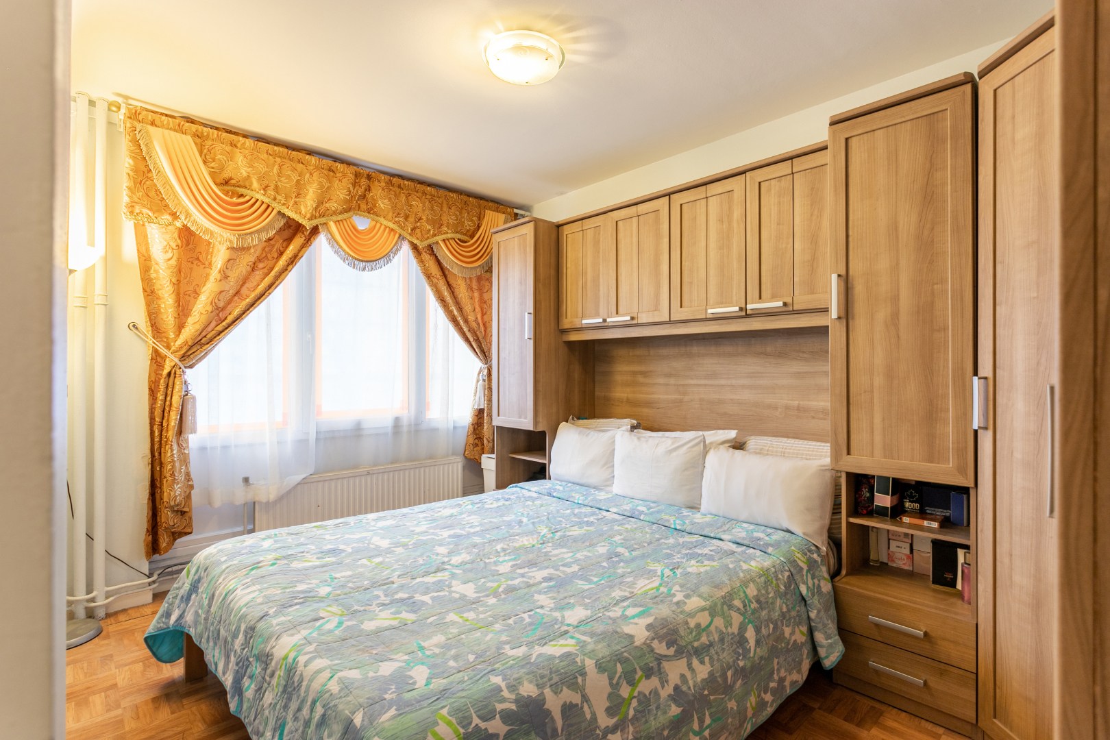 Appartement met 2 slaapkamers, ruim terras en berging 