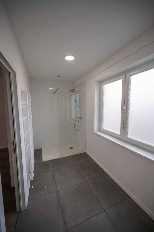 UNIEK KARAKTERVOL DAKAPPARTEMENT MET TERRAS 