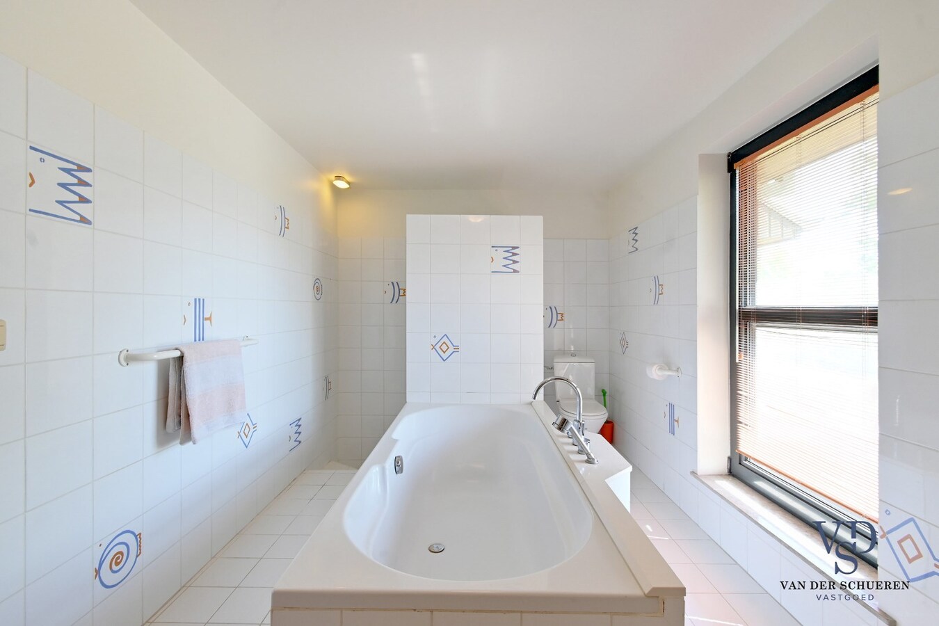 Exclusief en tijdloos wonen met exceptionele zichten. 