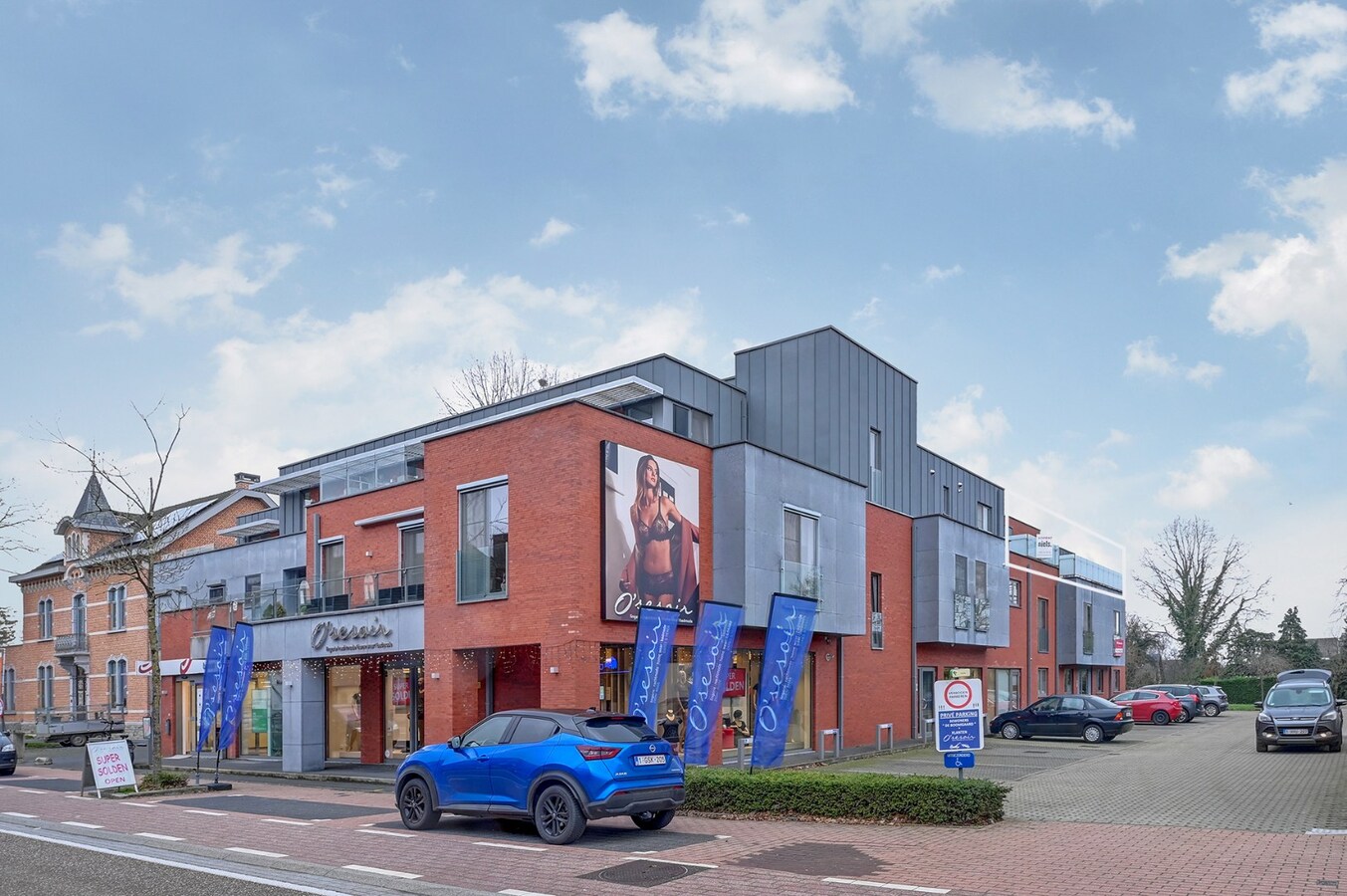 Centraal gelegen penthouse met grote terrassen 